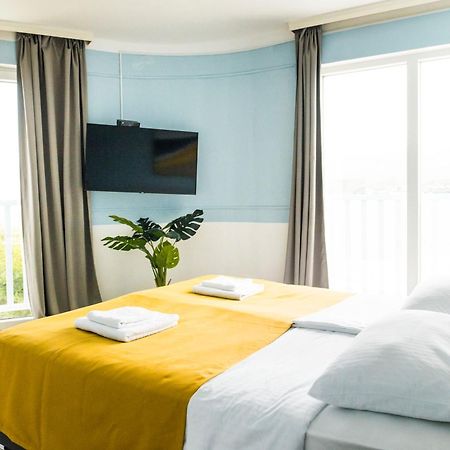 Hotel Plaza Pag Town Bagian luar foto